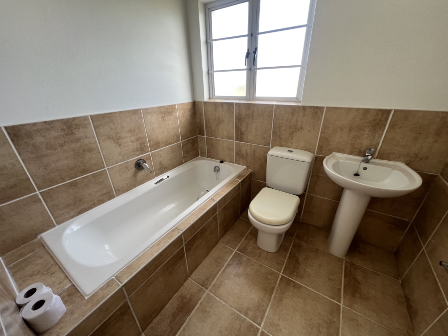 3 Bedroom Property for Sale in Beacon Bay Eastern Cape